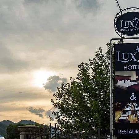 B&B Lux A 노비파자르