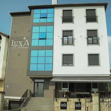 B&B Lux A *